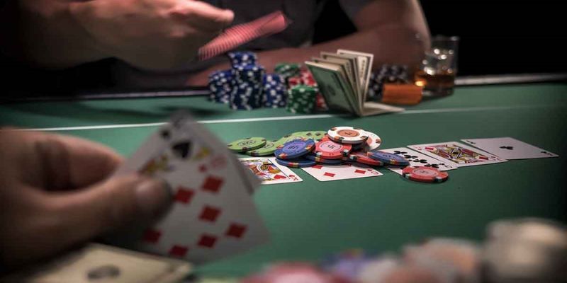 Luật chơi chuẩn trong tựa game poker RR88